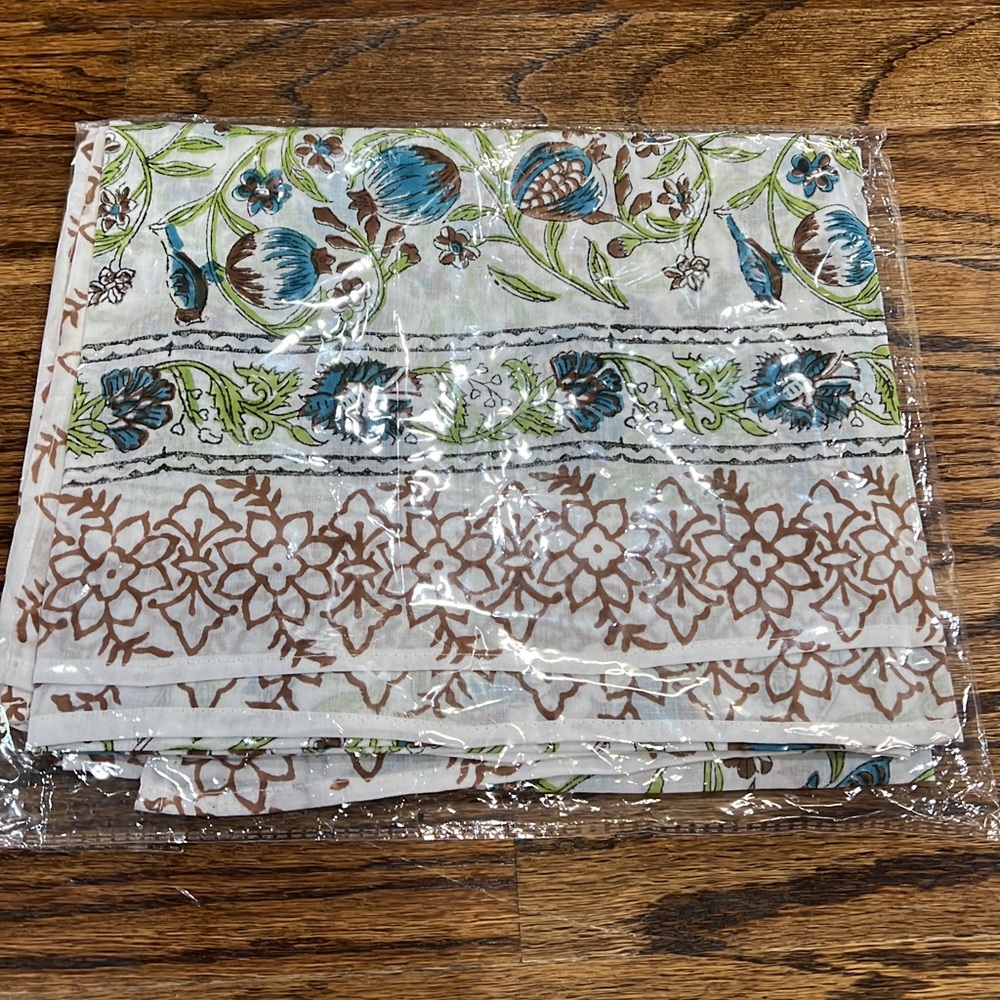 Victoria Dunn Sarong